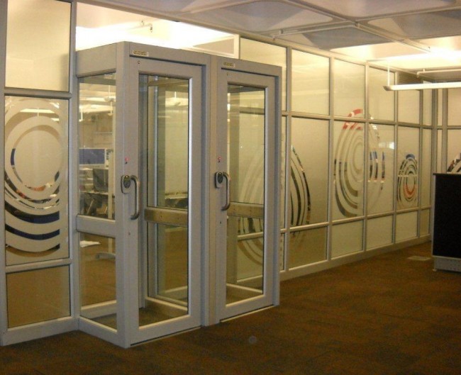 mantrap cubicle security booth