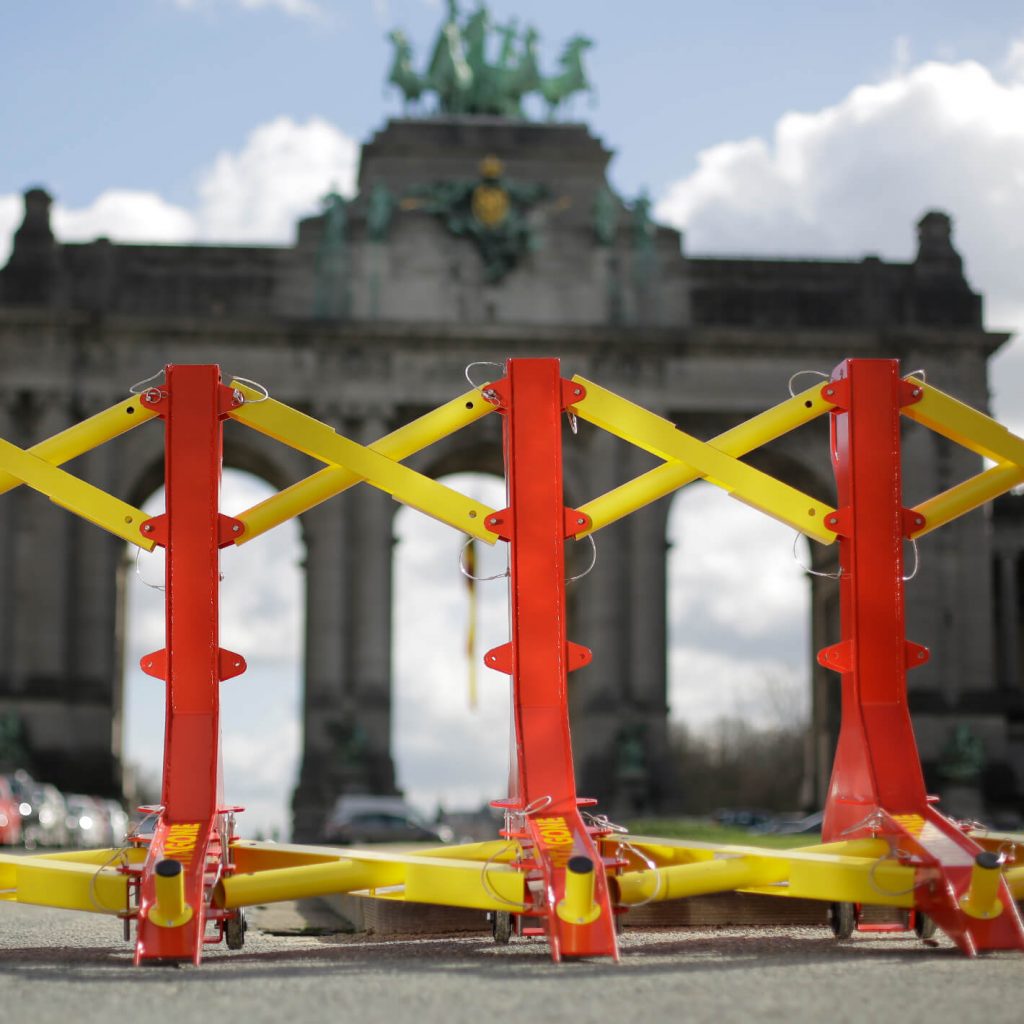 F18 Anti-ram barrier